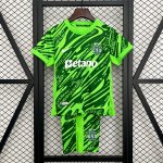 Camiseta Sporting Lisbon Goalkeeper Niño 2025/2026 Verde Camiseta Sporting Lisbon Goalkeeper Niño 2025/2026 Verde